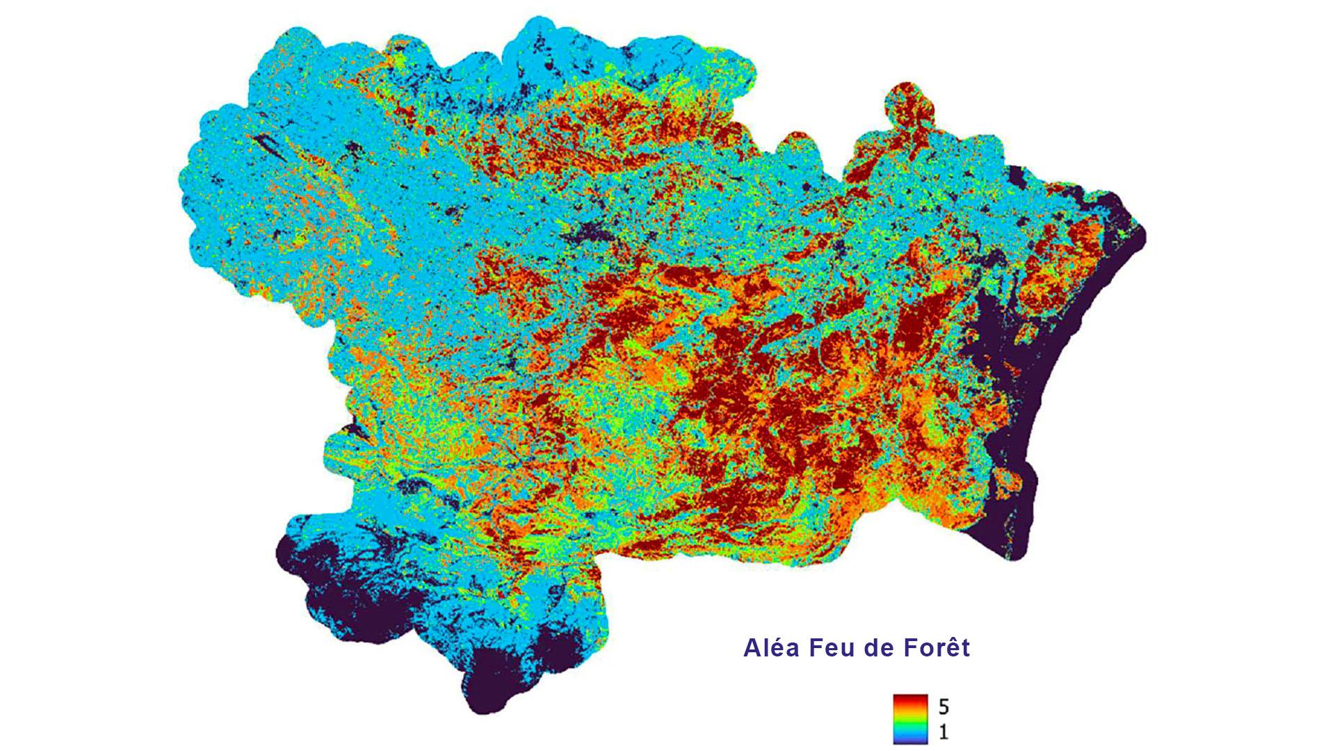Dynamic mapping of the forest fire hazard, updated annually and based on 5 levels of vegetation sensitivity to fire.