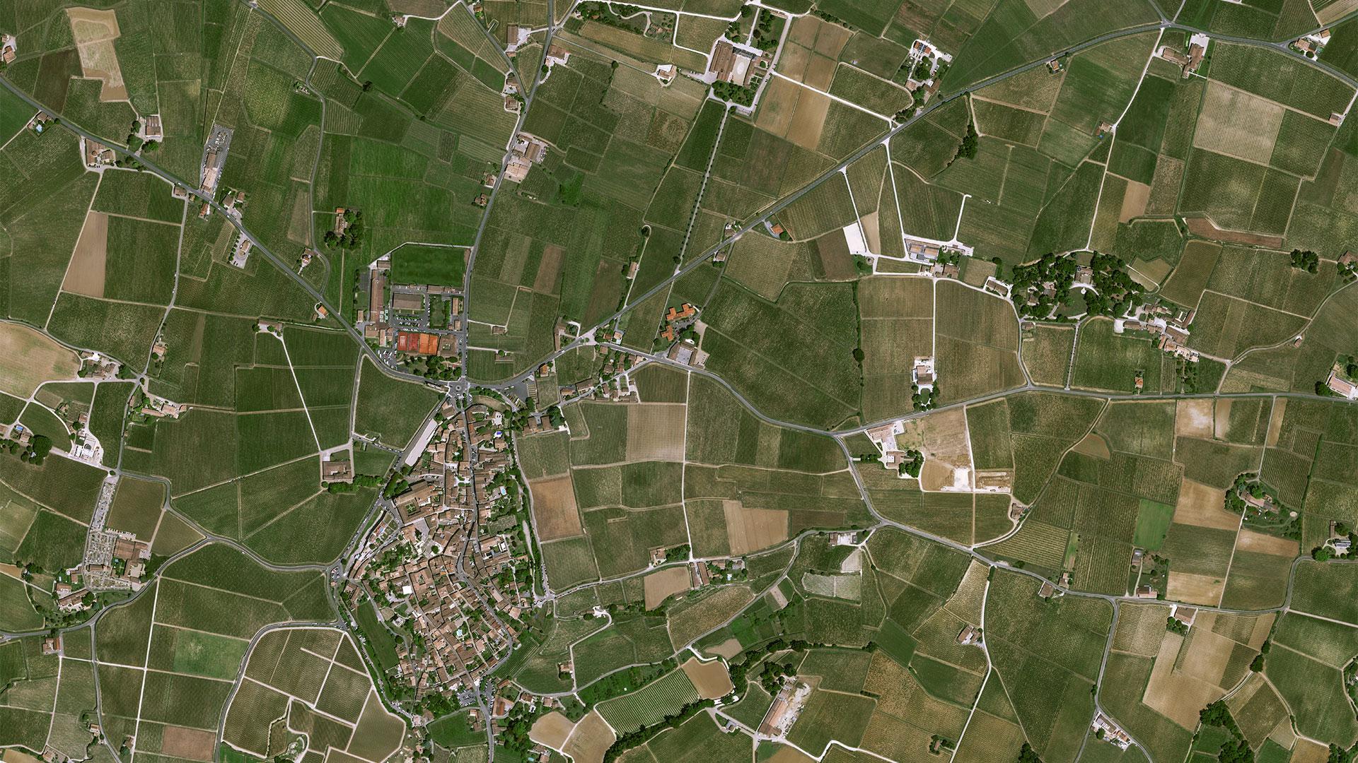 The Saint Émilion wine region (France) under the eye of Pléiades Néo.