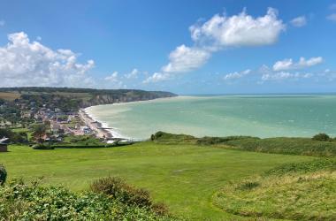 Belvédère de Hautot-sur-Mer avec une vue sur Pourville-sur-Mer où se sont rendus les membres du CIO. 