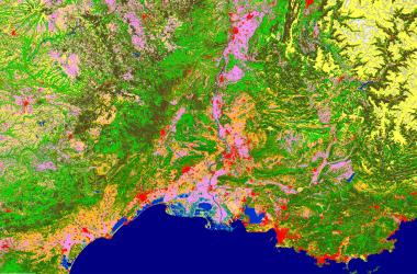 Les données et produits Copernicus figurent parmi les plus utilisés par les projets SCO, comme cette carte Land Cover Land Use d’occupation du sol sur la région autour d’Avignon. (villes en rouge, terres agricoles en rose, forêts en vert à brun, arbustes en orange)