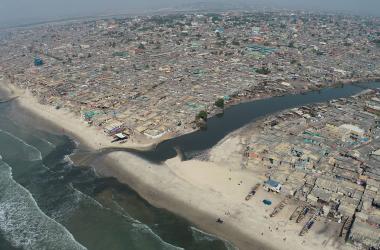 Survol drone de Dansoman et son littoral le 27 janvier 2025.